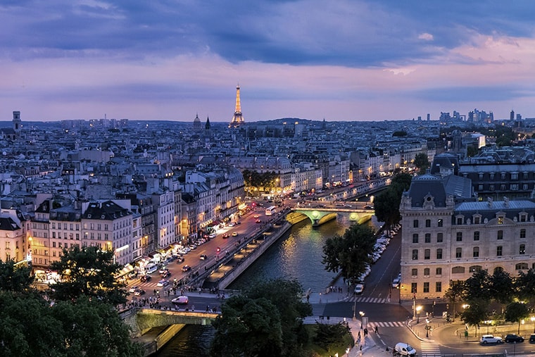 Pariz 40€ – Povratna avio karta iz Beograda