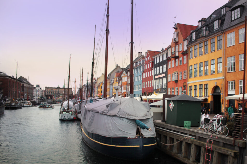 Kako organizovati jeftino putovanje u Kopenhagen?